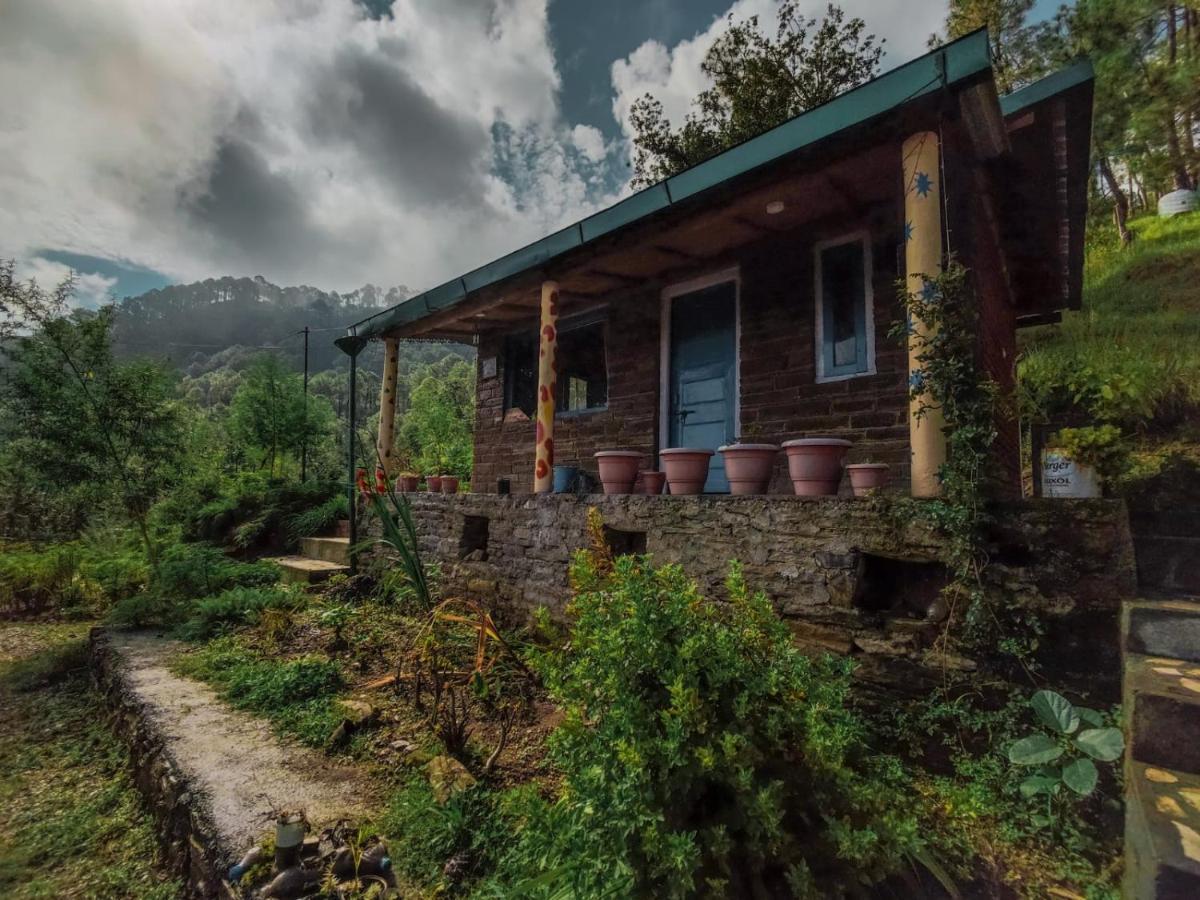 Zenoaks Homestay Almora Exterior photo