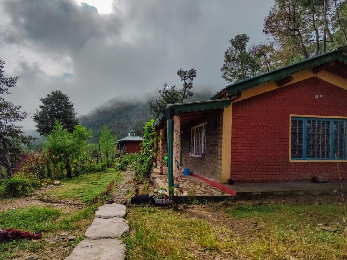 Zenoaks Homestay Almora Exterior photo