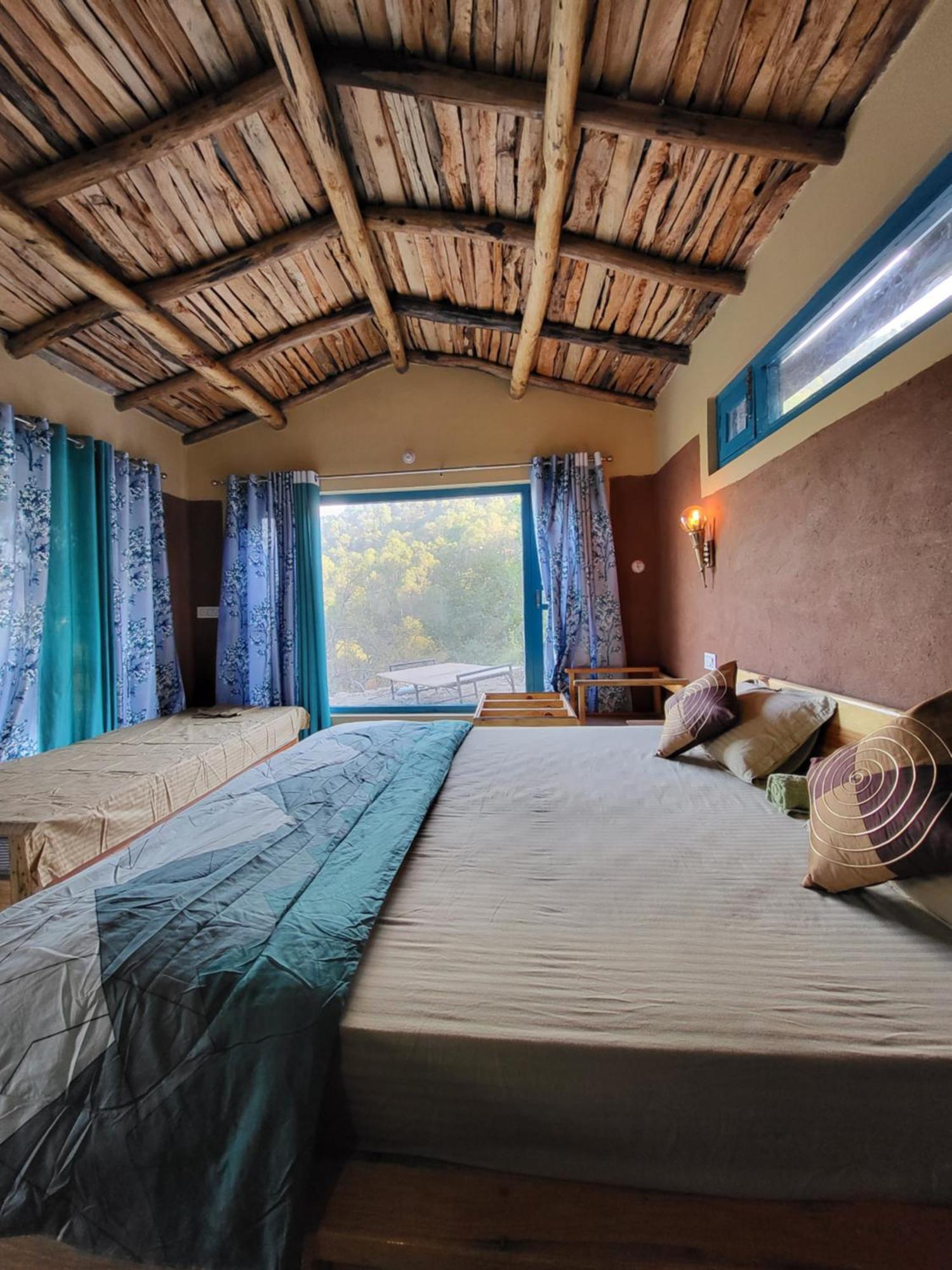 Zenoaks Homestay Almora Exterior photo