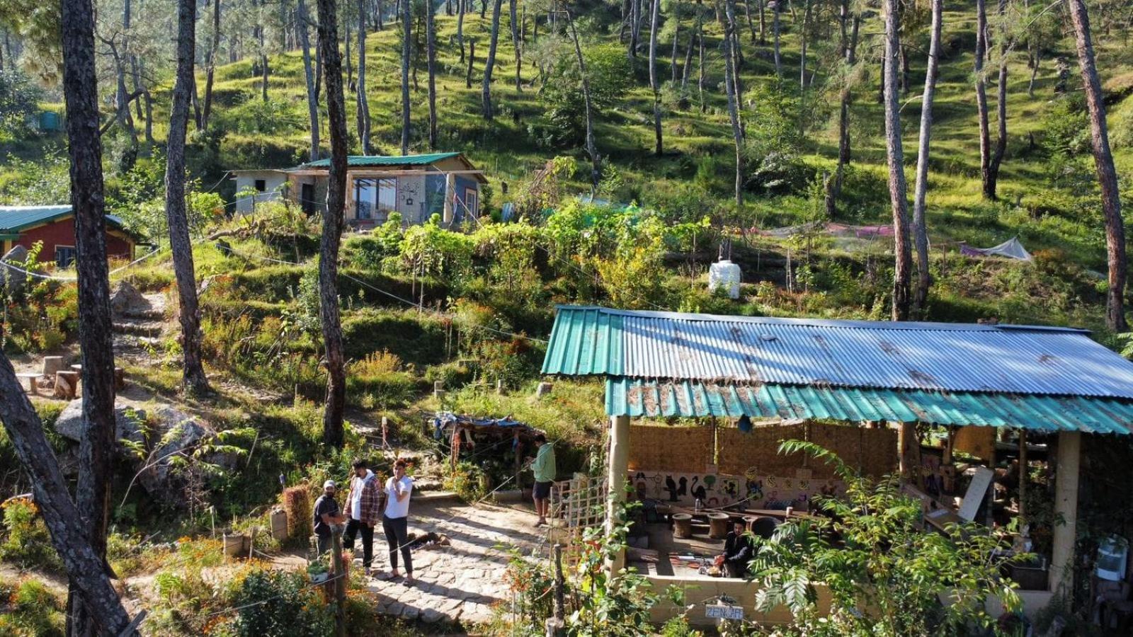 Zenoaks Homestay Almora Exterior photo