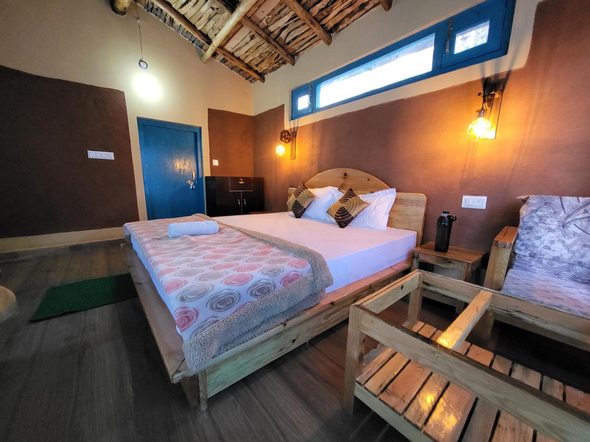 Zenoaks Homestay Almora Exterior photo