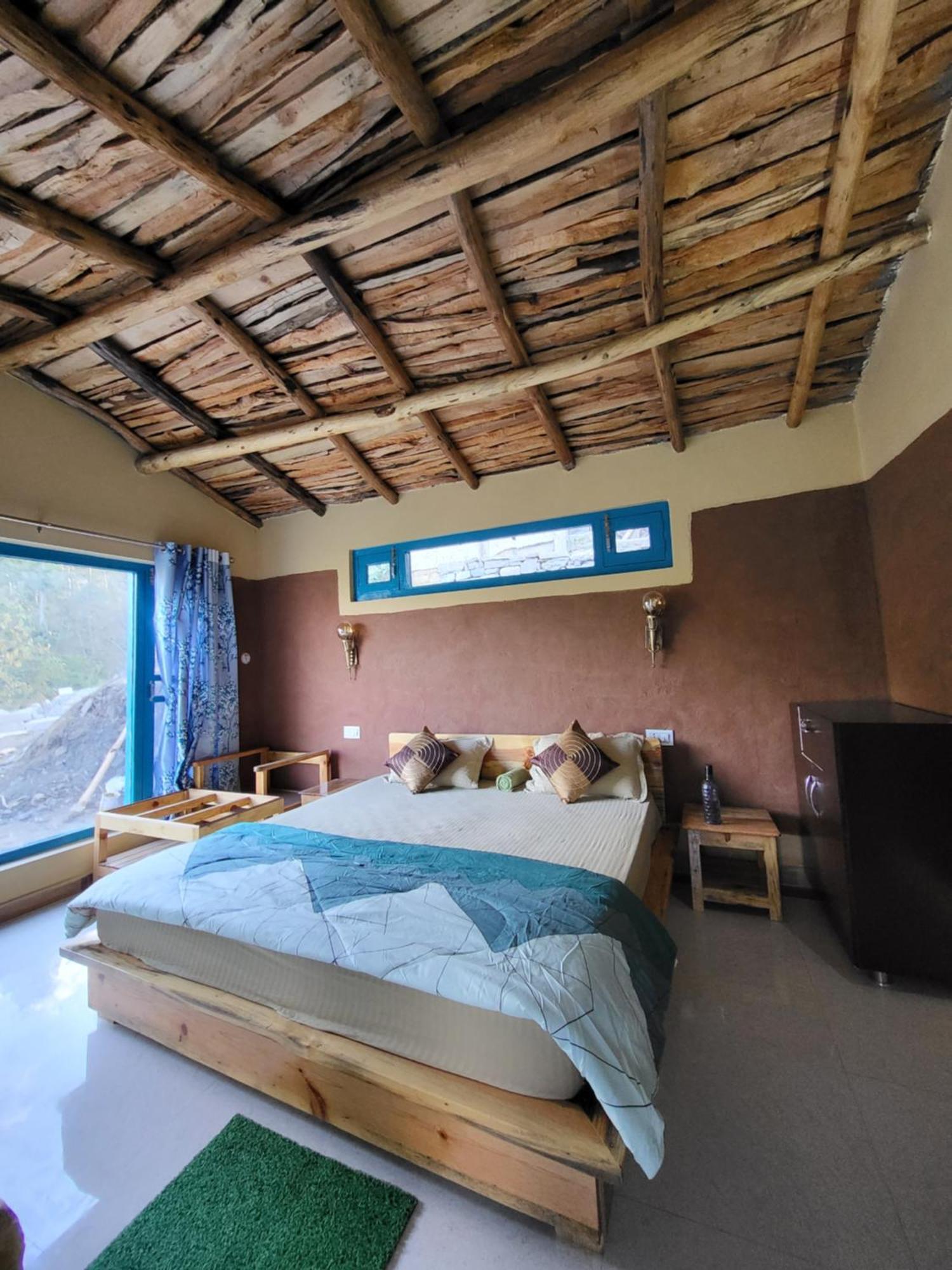 Zenoaks Homestay Almora Exterior photo