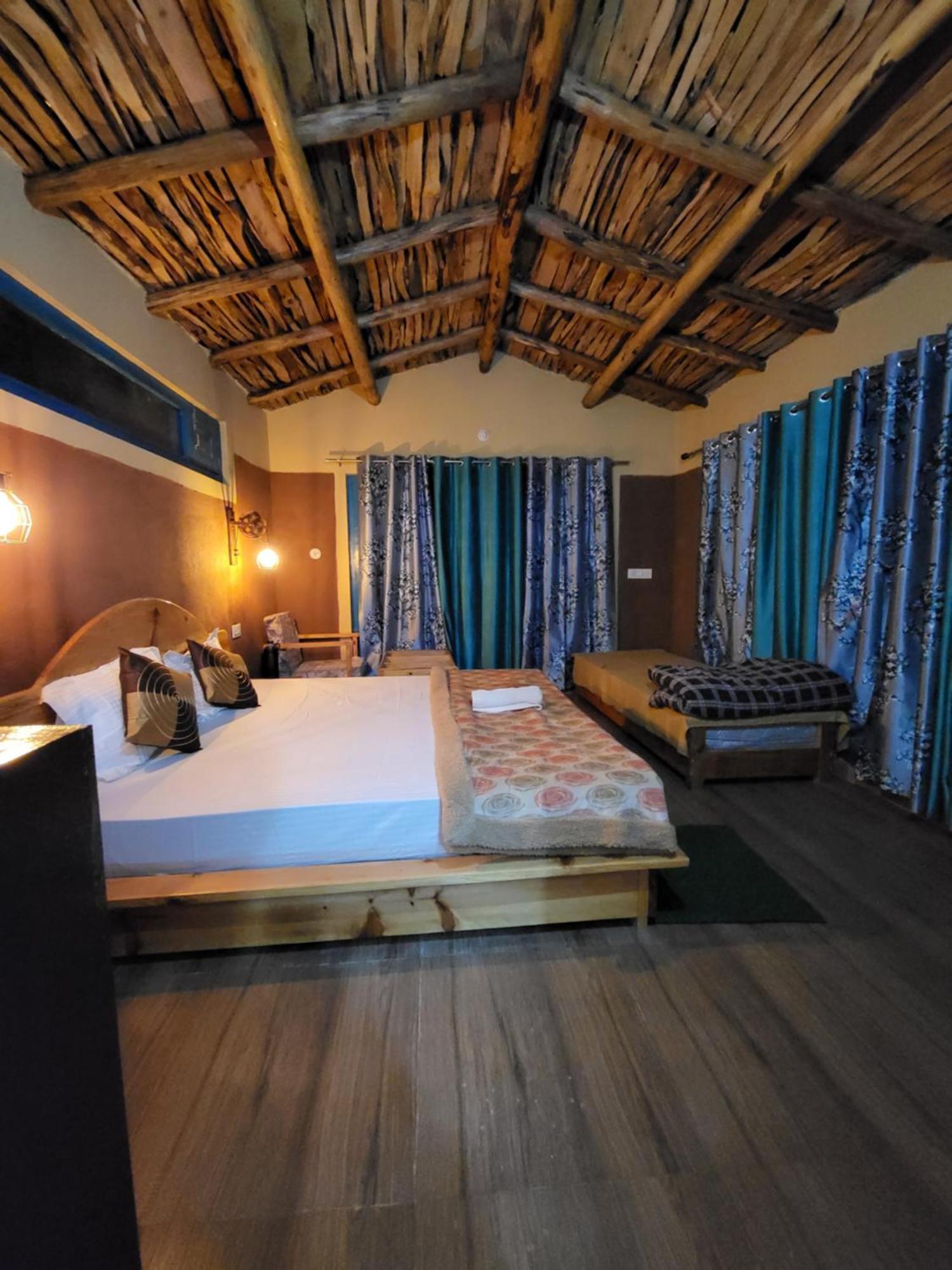 Zenoaks Homestay Almora Exterior photo