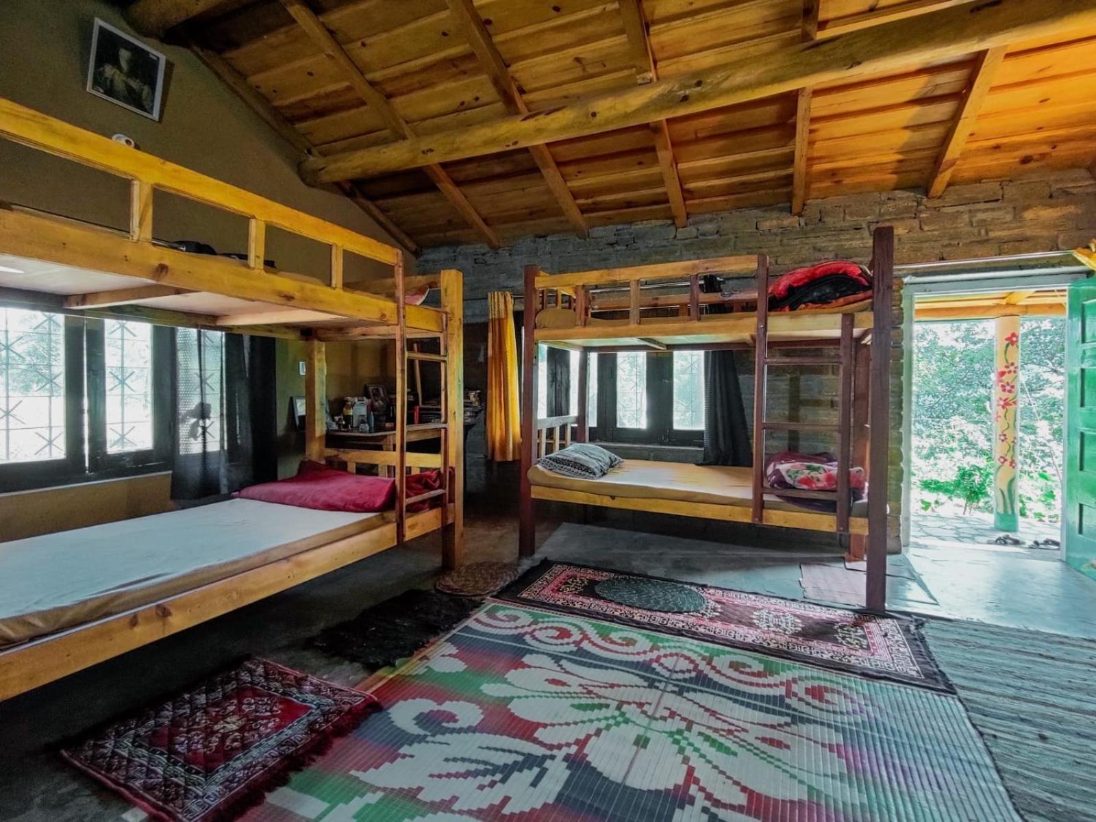 Zenoaks Homestay Almora Room photo
